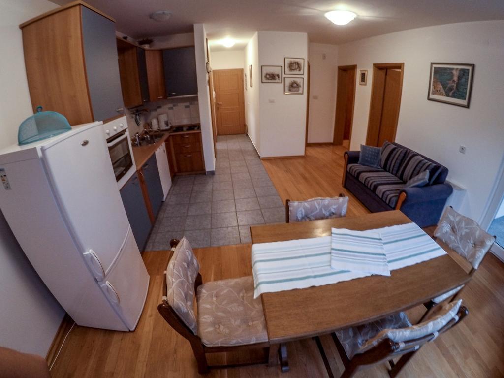 קמפור Apartments Car חדר תמונה