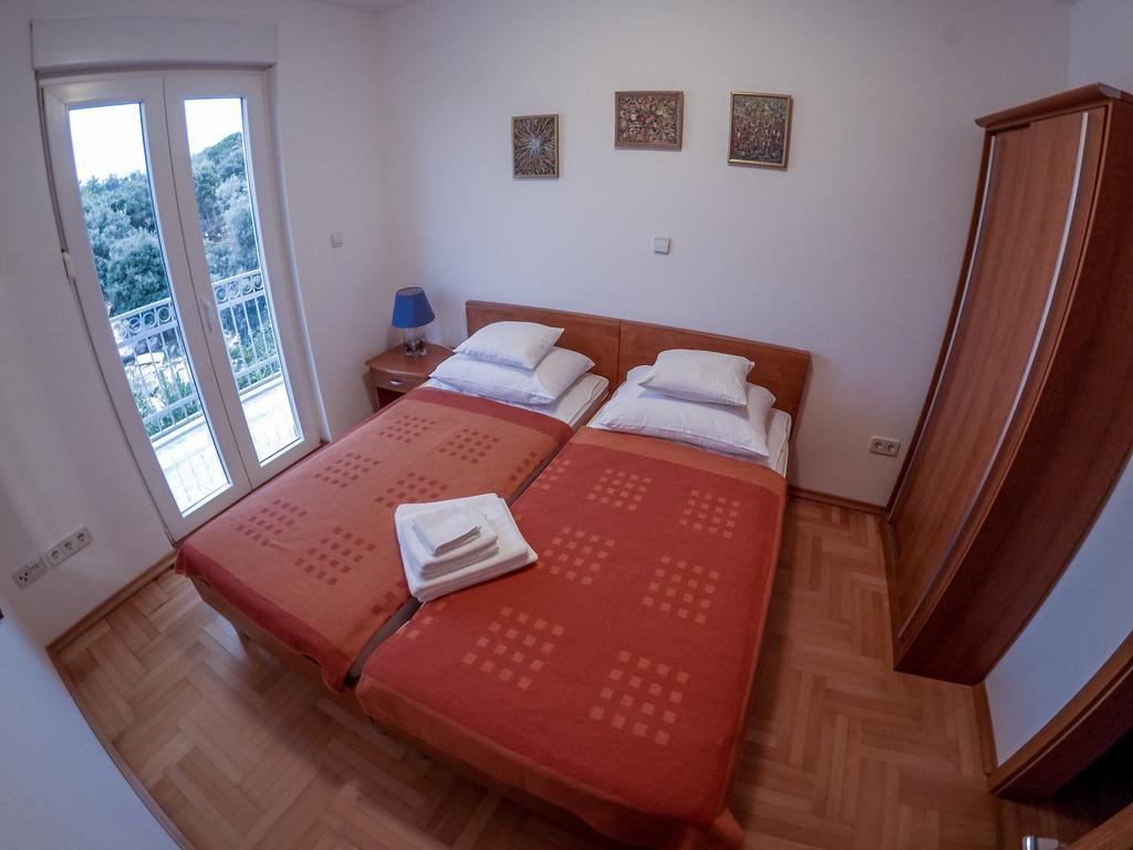 קמפור Apartments Car חדר תמונה