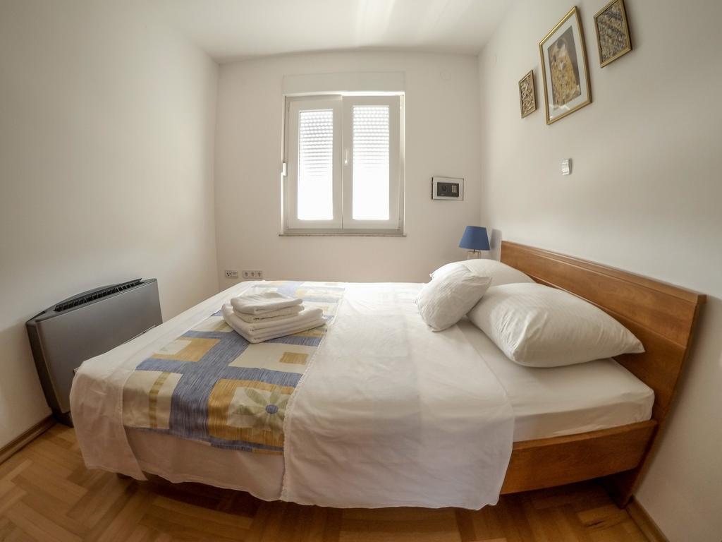 קמפור Apartments Car חדר תמונה